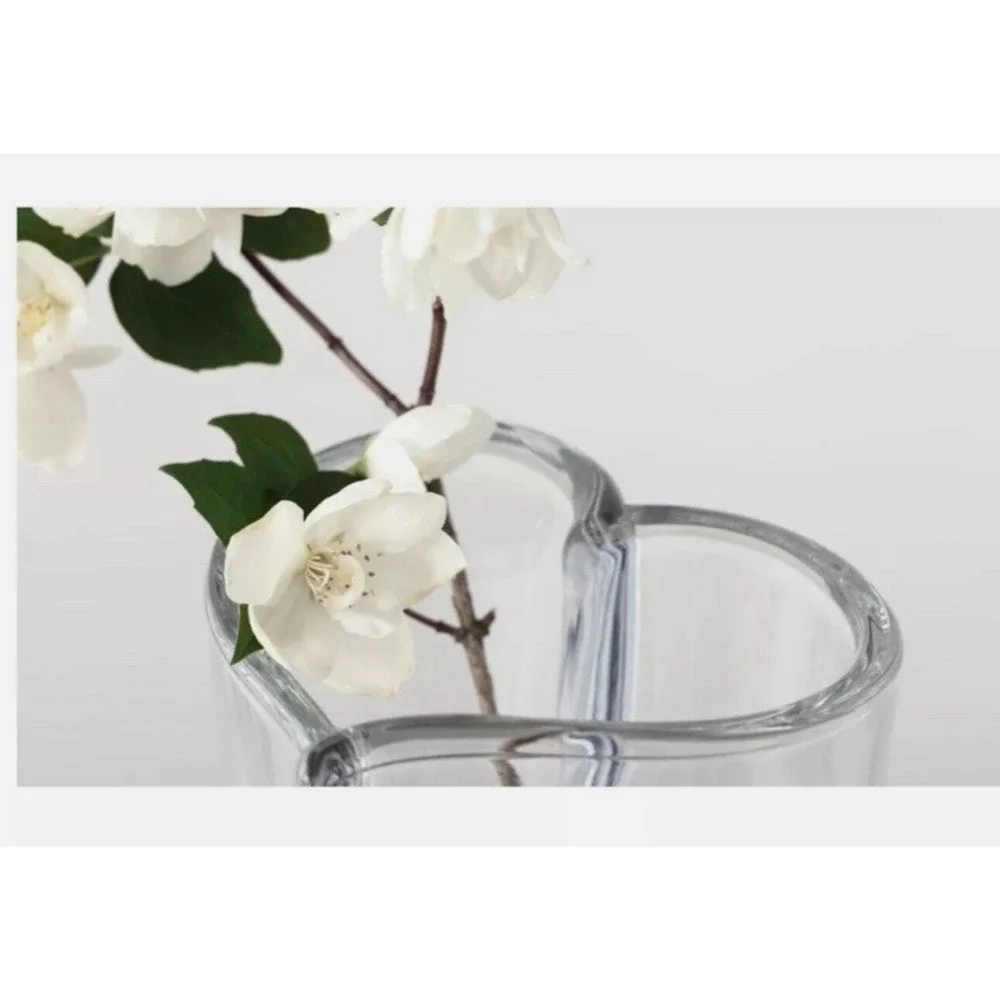 ORREFORS Orrefors Heart Bud Vase 3